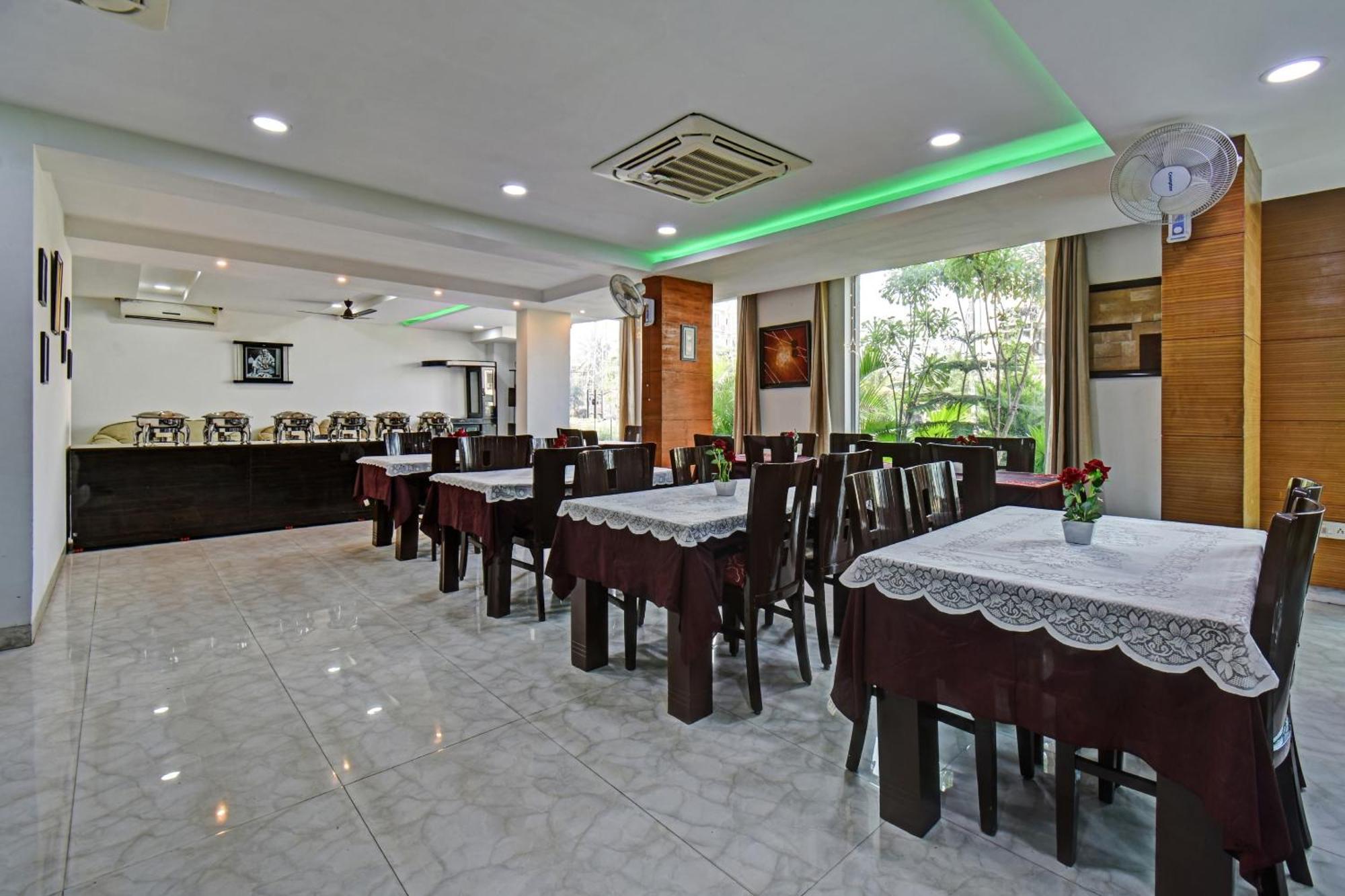 Townhouse Classio Suites Shirdi Extérieur photo